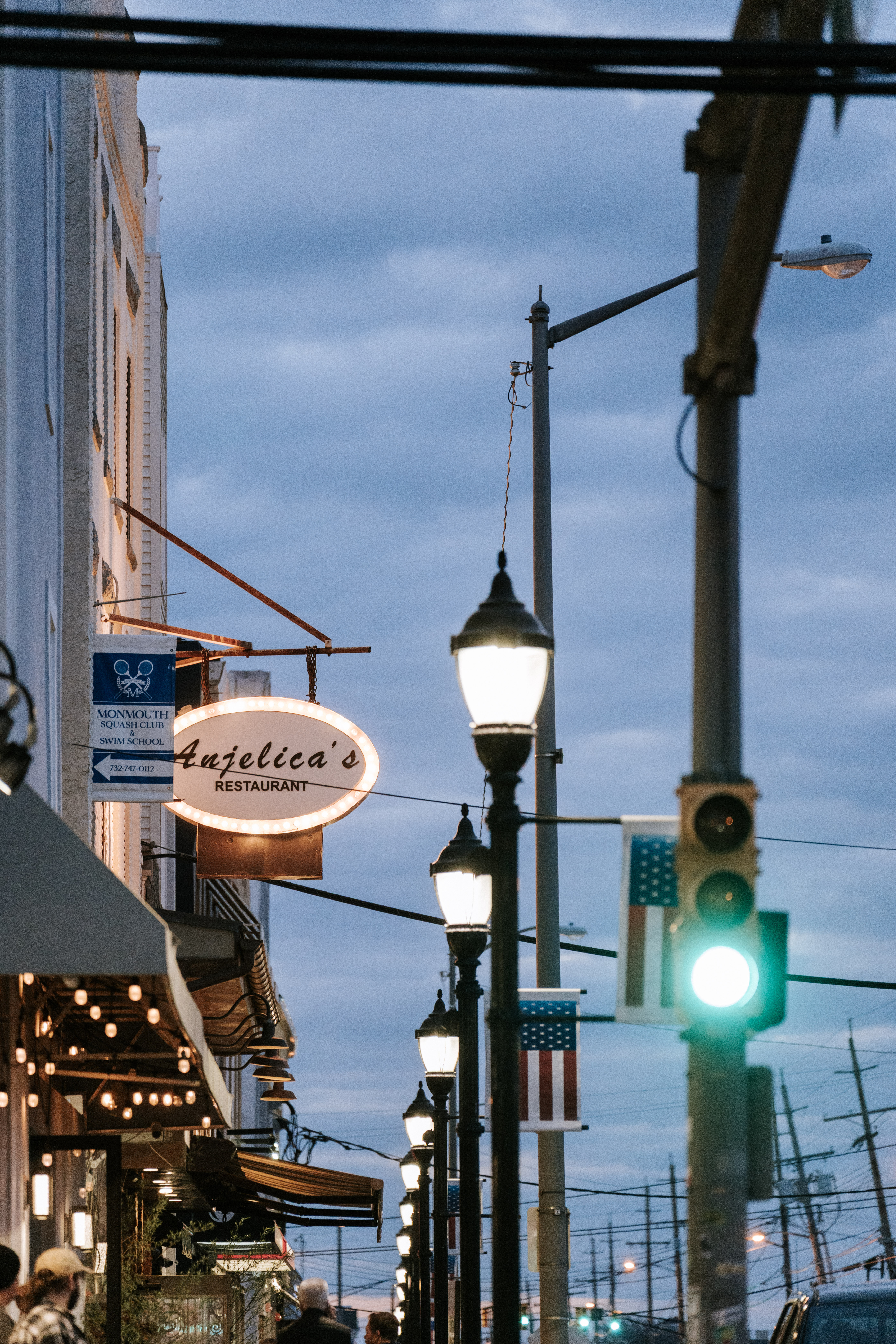 Anjelica's Restaurant street scene